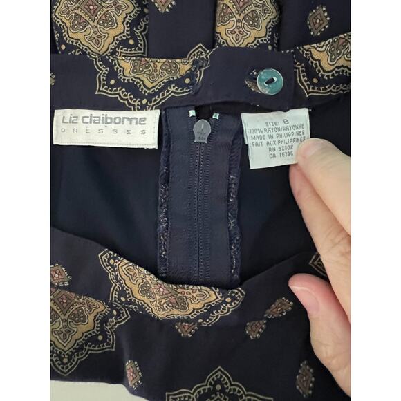 Liz Claiborne Navy Blue Pleated Thick Rayon Mandala Boho Print Midi Skirt XS 0 - Picture 2 of 7